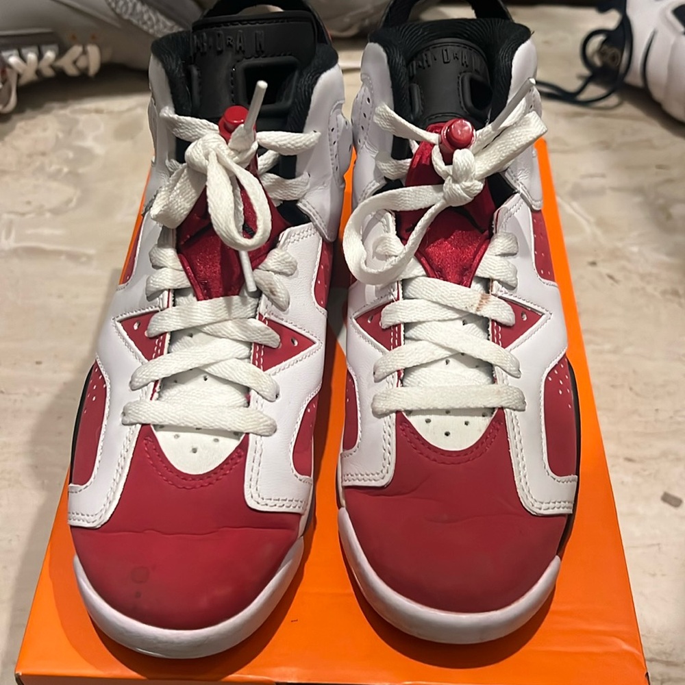 Boys 4.5 Jordan’s Nike Air